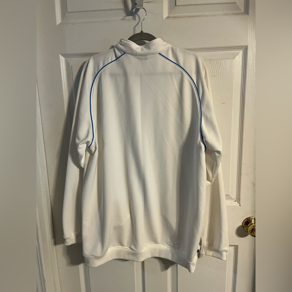 Michael Jordon Jacket - Picture 2 of 3